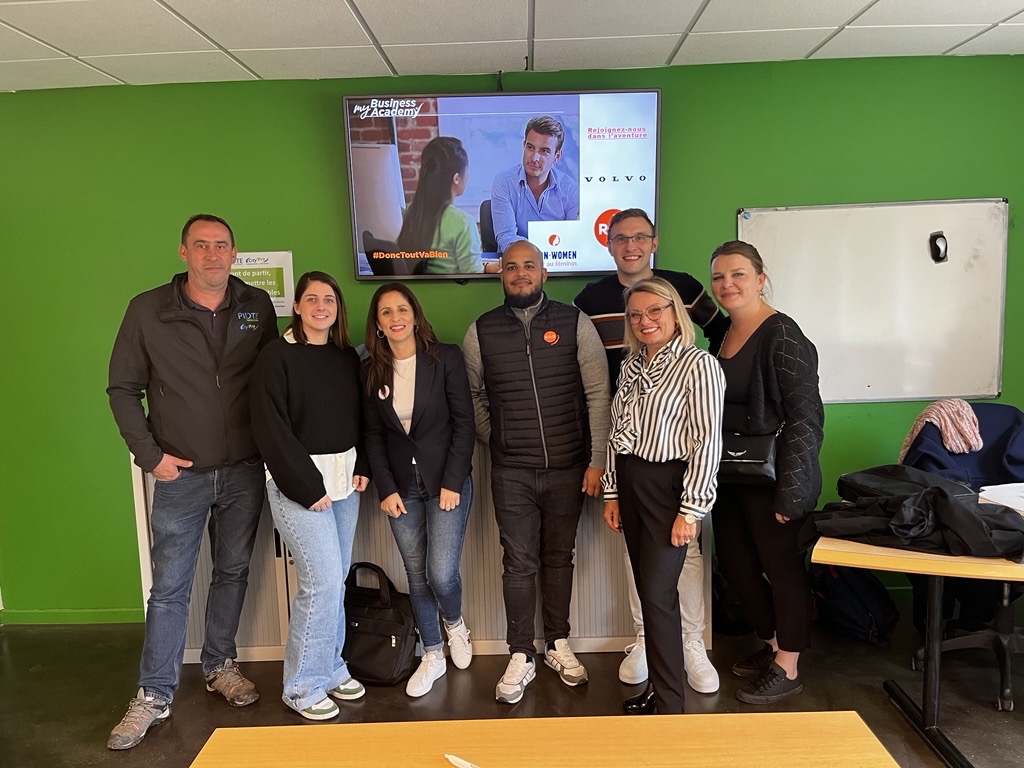 R.A.S Intérim et Volvo Trucks France lancent une nouvelle promotion de femmes conductrices Poids Lourds et Super Poids Lourds à Nancy.